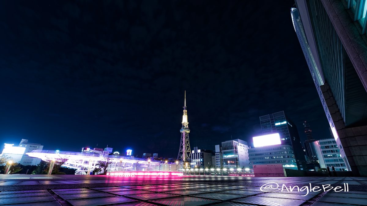 愛知芸術文化センターから見るオアシス21 名古屋テレビ塔 ピンクライトアップ