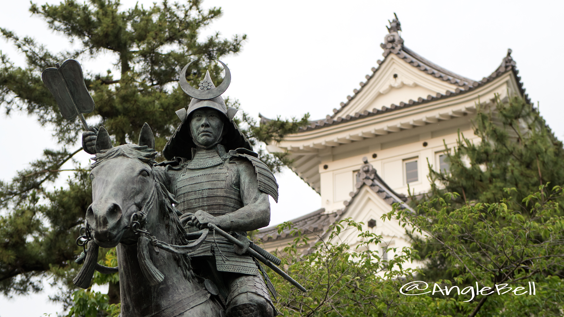 戸田氏鉄 騎馬像 大垣城