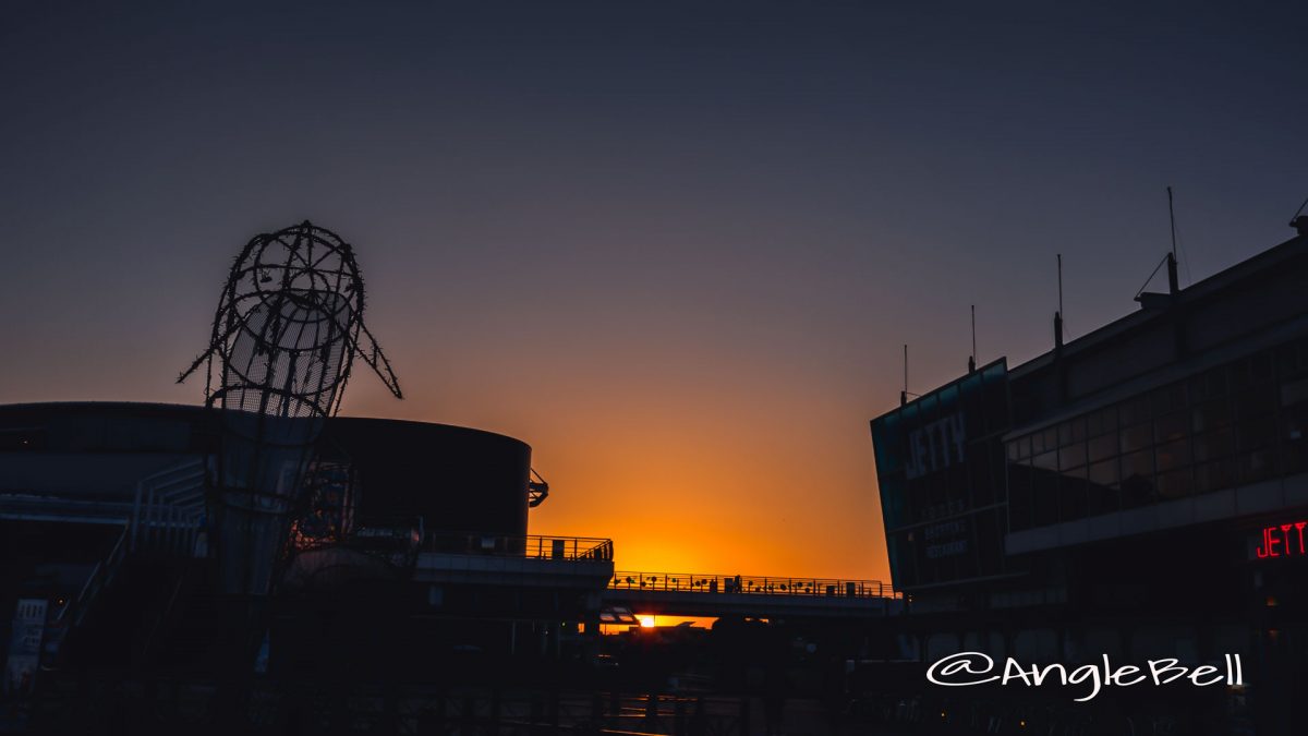 名古屋港 JETTY前 夕日