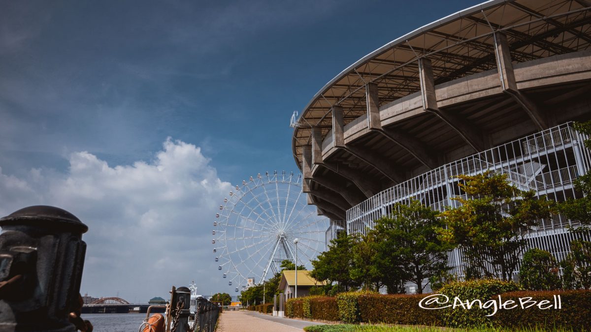 名古屋水族館スタジアムと観覧車