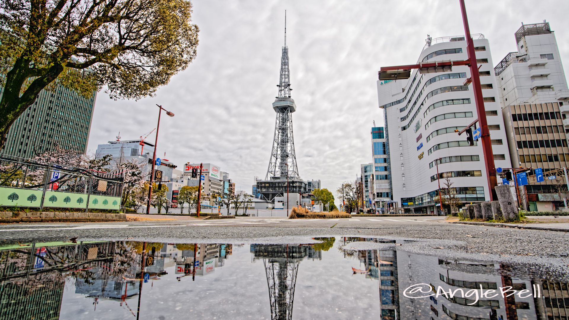 雨上がりの名古屋テレビ塔 春 2020