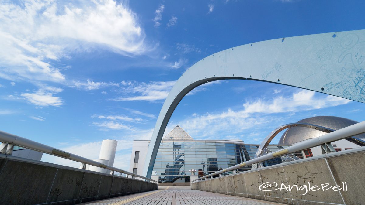 名古屋港 ポートブリッジと名古屋港水族館