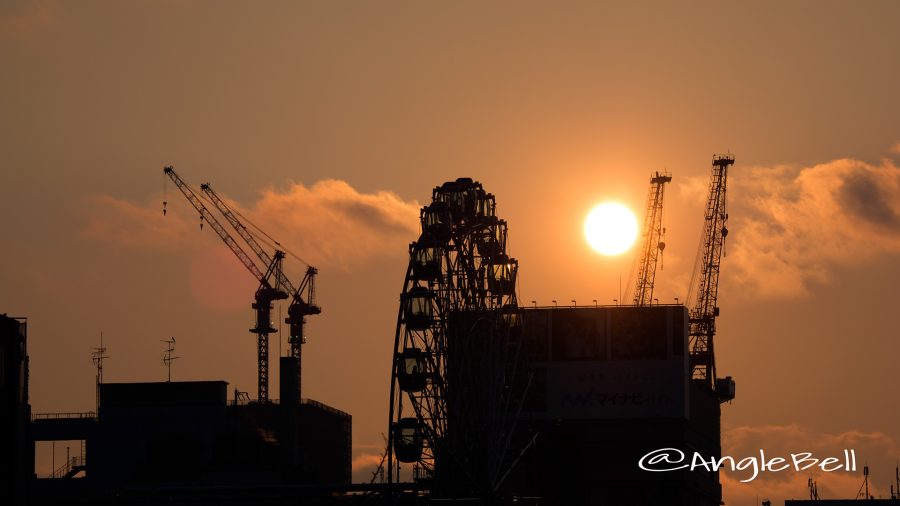 名古屋市中区栄 観覧車 「Sky-Boat」と夕日