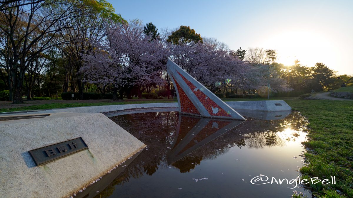 早朝 名城公園北園 日時計