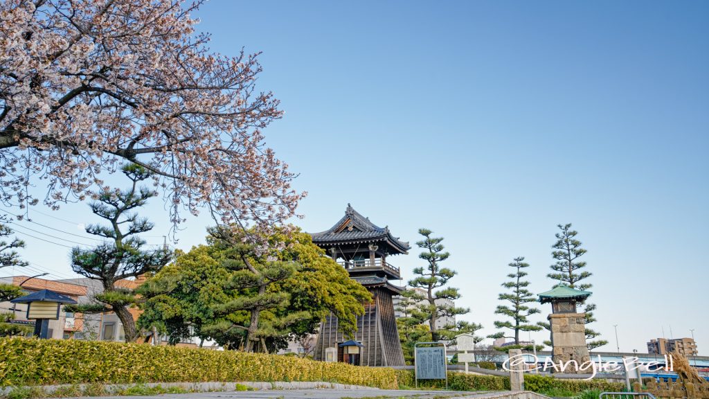 宮の渡し公園 熱田湊常夜灯と桜 April 2020